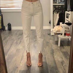 GRLFRND JEANS SIZE 24 WHITE